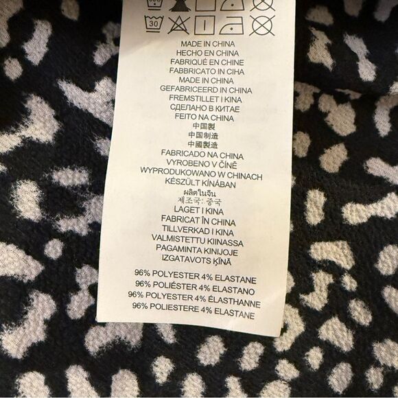 Michael Kors Women's Black and White Leopard Patterned Top Blouse Large - Picture 6 of 10